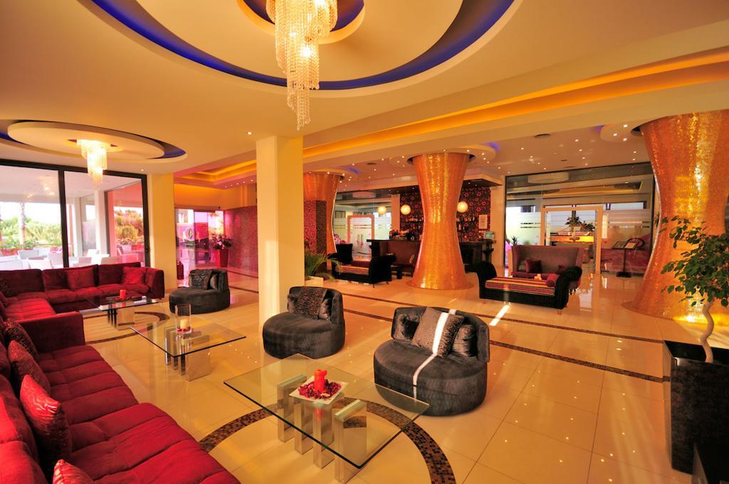Hotel Bay